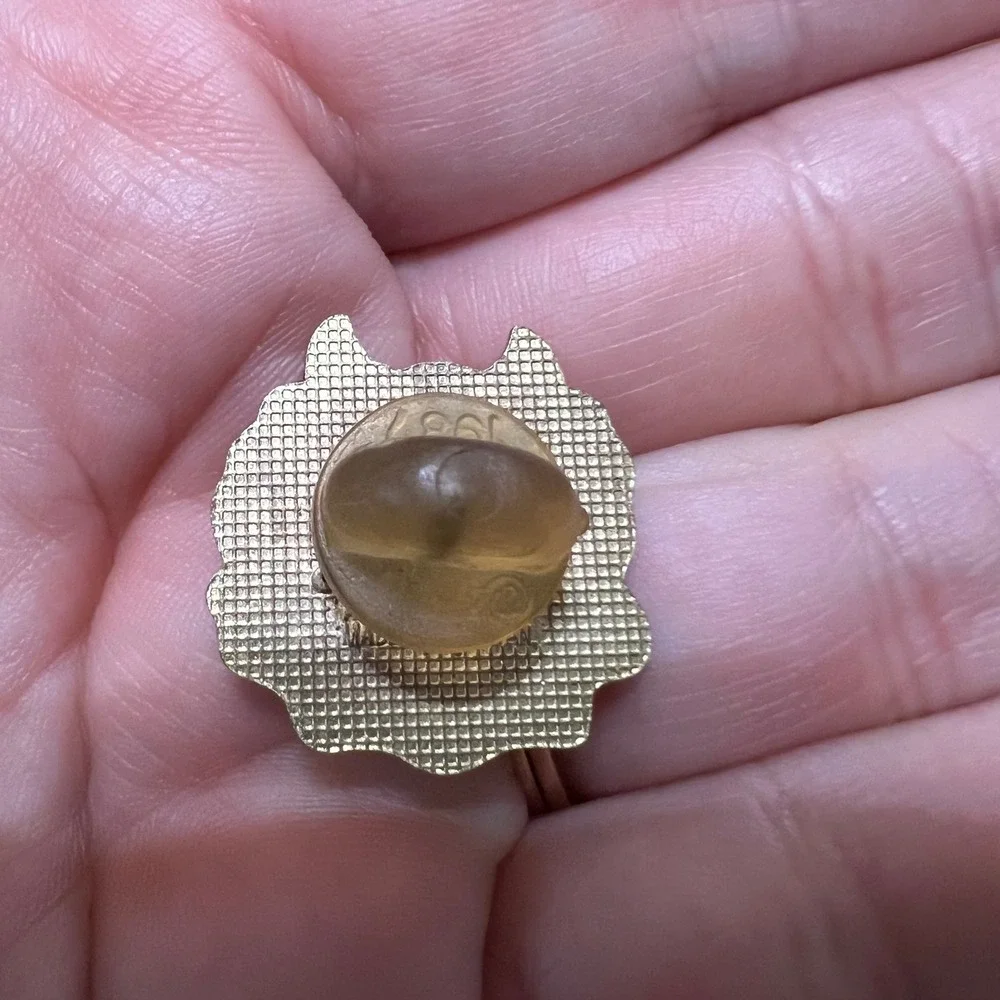 AGC '88 American Greetings I'm So Bad I Even Scare Myself Devil Enamel Lapel Pin